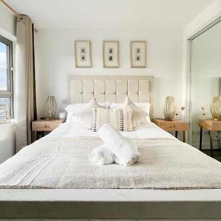 Stunning Riverview City Centre Apartment グラスゴー エクステリア 写真