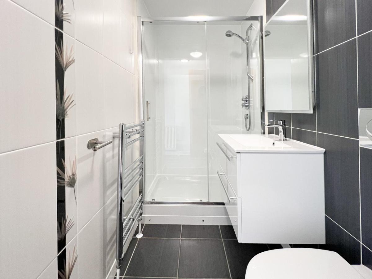 Stunning Riverview City Centre Apartment グラスゴー エクステリア 写真