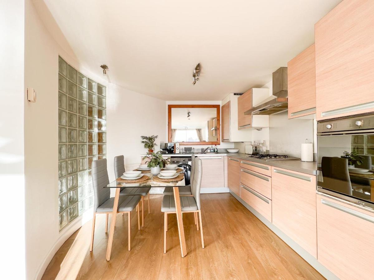 Stunning Riverview City Centre Apartment グラスゴー エクステリア 写真