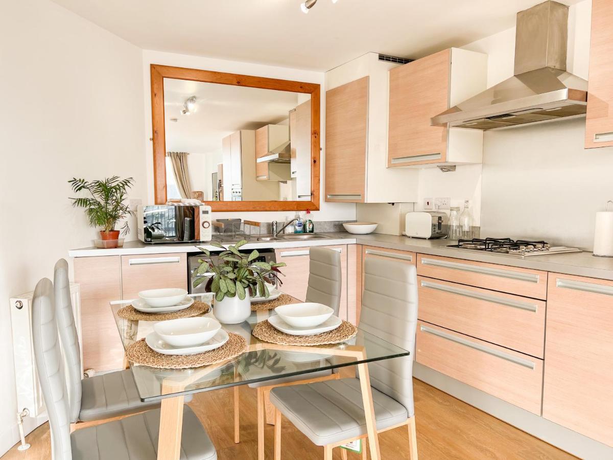 Stunning Riverview City Centre Apartment グラスゴー エクステリア 写真