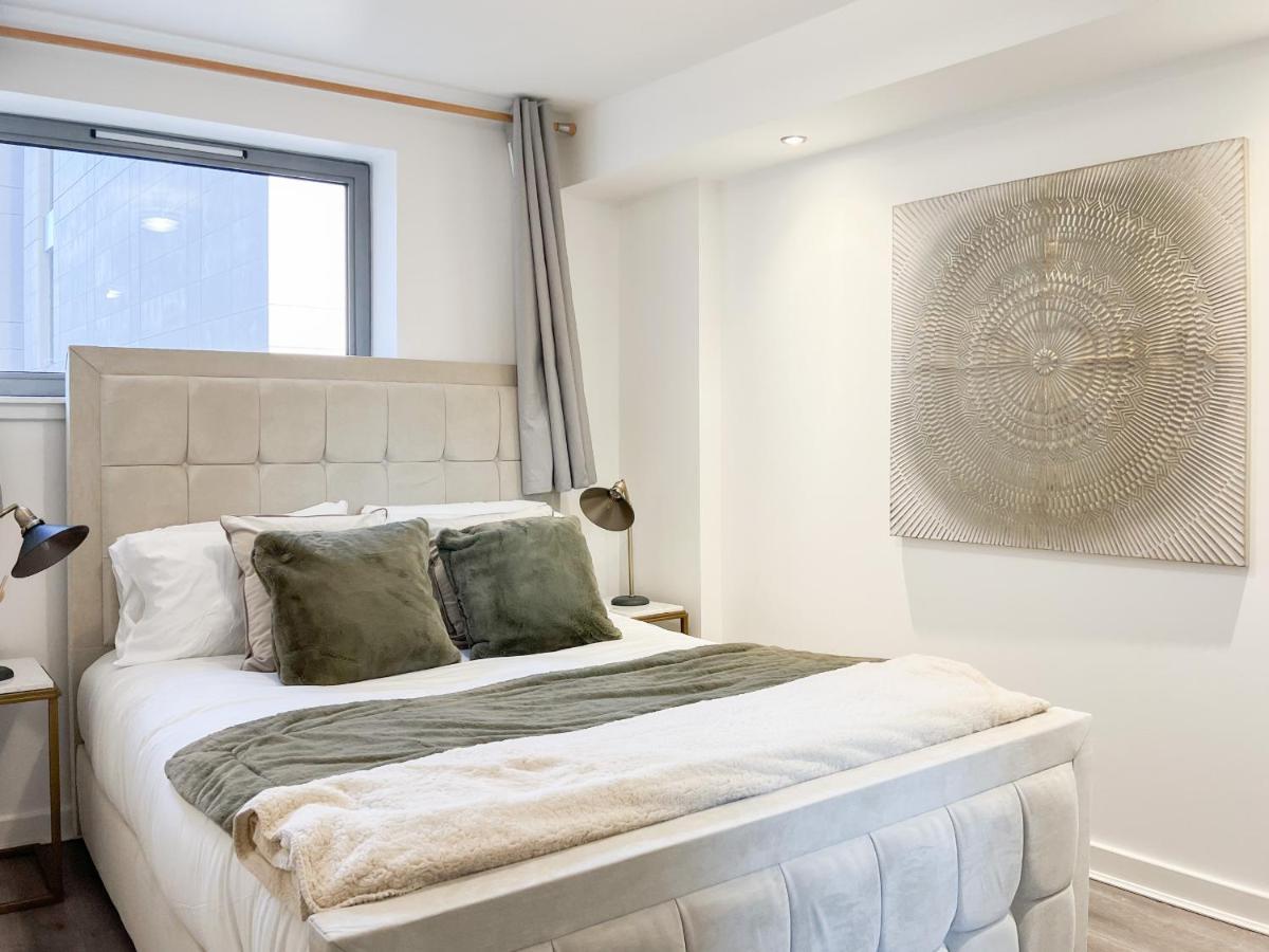 Stunning Riverview City Centre Apartment グラスゴー エクステリア 写真
